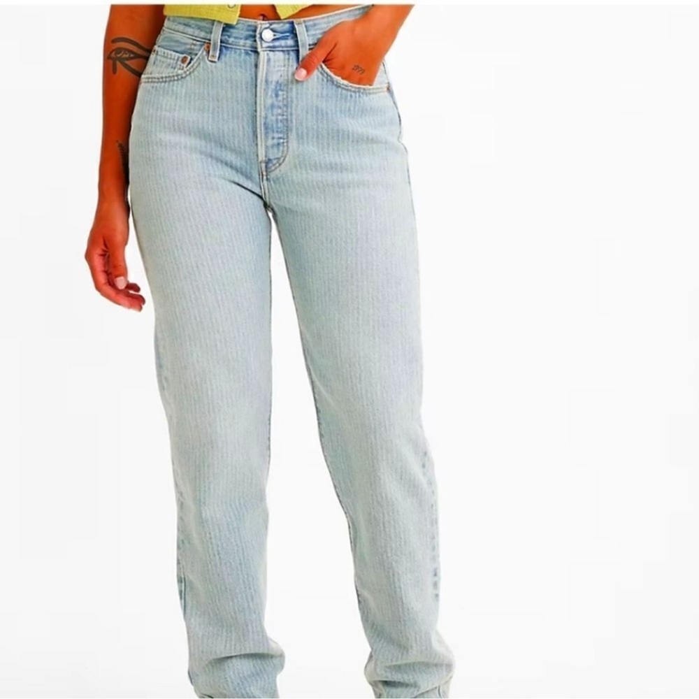 Levi's 501 '81 Mom Tapered Jeans Linear Motion Blue Women's 18 SAMPLE